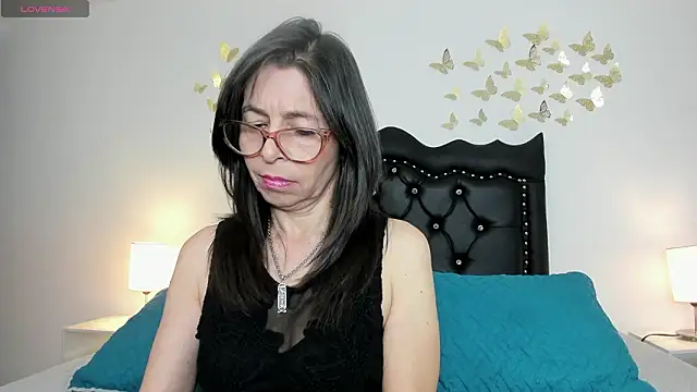 SabinaDeluxe cg online show from March 2, 2026, 1:18 pm