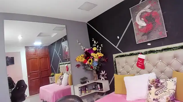 kris milff online show from December 16, 2025, 8:02 pm