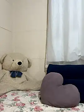 TayllorSweet  online show from January 14, 2026, 1:42 am