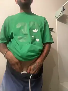 Snapshot of BEBE5757 chatting on October 5, 2025, 6:26 am BEBE5757 online show from October 5, 2025, 6:26 am