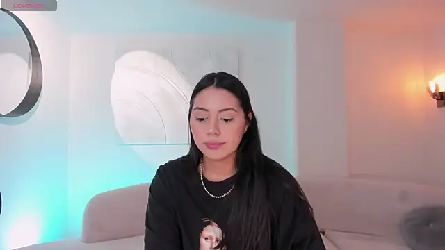 AmbarJames  online show from March 9, 2026, 12:20 pm