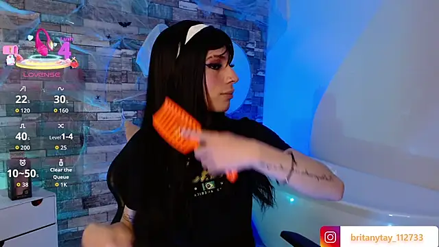 boyfox tay online show from November 20, 2025, 4:13 am