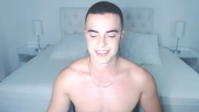 mr hunterx online show from September 20, 2025, 3:44 am