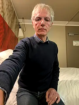 Snapshot of SexyLeon8 chatting on September 16, 2025, 7:26 pm SexyLeon8 online show from September 16, 2025, 7:26 pm