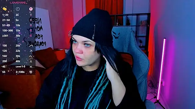 MaryHarrys online show from November 25, 2025, 2:56 am