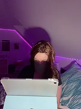 Sorelli1405 online show from January 16, 2026, 10:25 pm