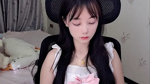 puppy-999 online show from June 6, 2026, 11:48 am