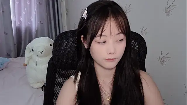 puppy-999 online show from June 1, 2026, 1:06 am