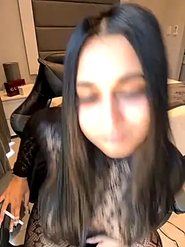 LilMisIndianx online show from November 9, 2025, 9:46 am