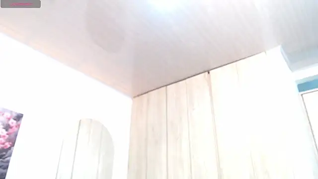 pinky f00x online show from March 21, 2026, 7:18 pm