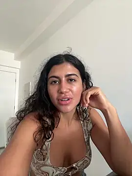 Snapshot of deusaludovica chatting on June 22, 2026, 12:46 pm deusaludovica online show from June 22, 2026, 12:46 pm