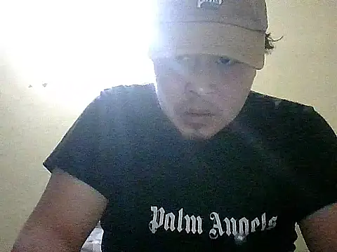 Snapshot of jorgexsuil2hh chatting on February 9, 2026, 6:33 am jorgexsuil2hh online show from February 9, 2026, 6:33 am