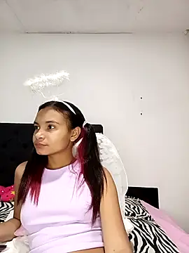 liz7skinny online show from April 8, 2026, 9:38 pm