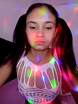 liz7skinny online show from March 23, 2026, 8:30 pm