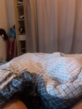 grossebite88000 online show from April 16, 2026, 10:49 am