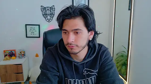 Elian savoy online show from December 16, 2025, 1:04 pm