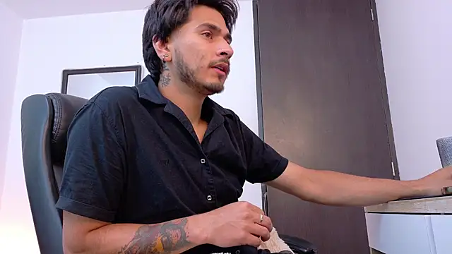 Elian savoy online show from May 21, 2026, 4:21 am