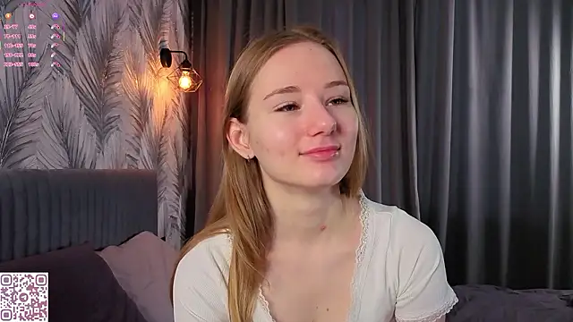 ElvinaRose online show from February 18, 2026, 3:26 am