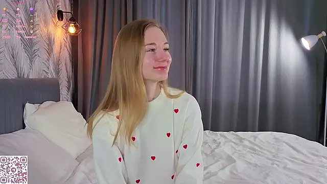 ElvinaRose online show from February 14, 2026, 4:23 am