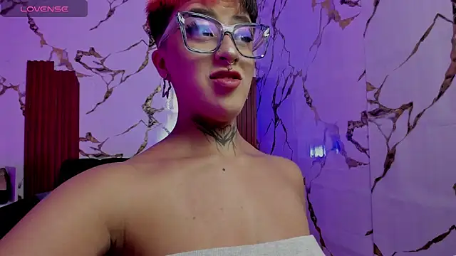 Rebeka-baker online show from September 23, 2025, 2:29 am