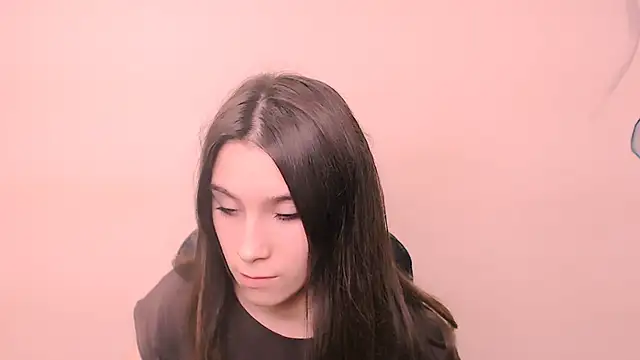 Snapshot of RosaRay_ chatting on November 15, 2025, 7:34 am RosaRay online show from November 15, 2025, 7:34 am