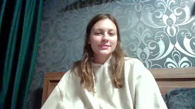 Baby Mon online show from October 28, 2025, 4:35 am