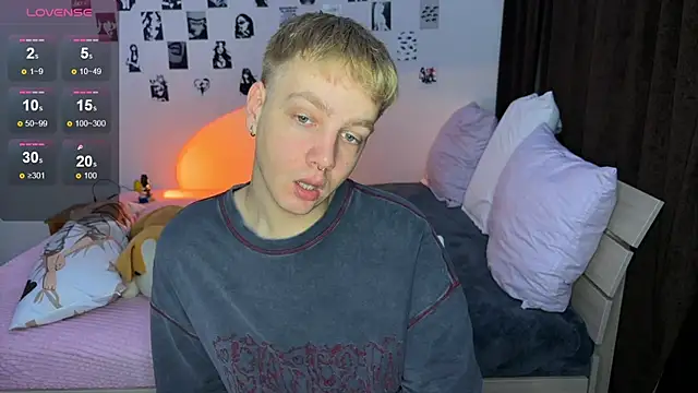 olivertasty online show from October 24, 2025, 1:43 pm