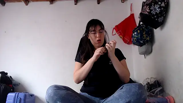 Snapshot of lareinalareinadelanal chatting on September 15, 2025, 12:16 pm lareinalareinadelanal online show from September 15, 2025, 12:16 pm