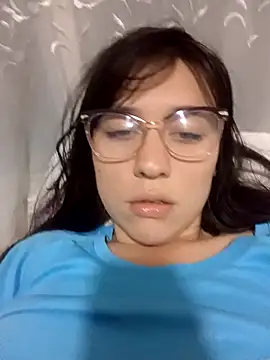 lareinalareinadelanal online show from November 2, 2025, 1:21 am