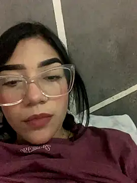 ElaRose 12 online show from December 4, 2025, 9:25 pm