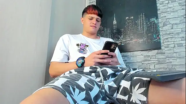 Themasterhades 777 online show from October 10, 2025, 8:31 pm