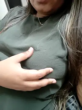 Snapshot of Seductive_Punjaban chatting on October 4, 2025, 12:39 pm Seductive Punjaban online show from October 4, 2025, 12:39 pm