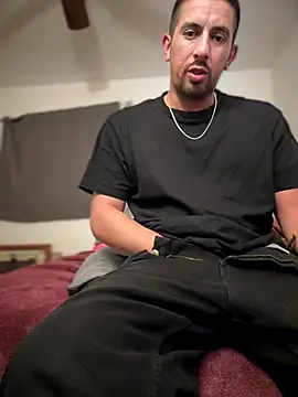 Snapshot of himNIGuys chatting on September 22, 2025, 9:10 pm himNIGuys online show from September 22, 2025, 9:10 pm