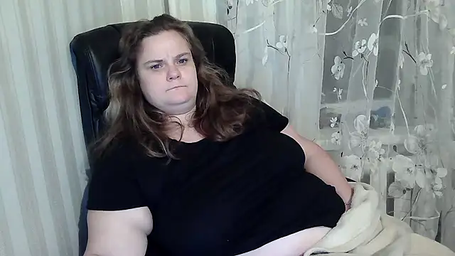 Snapshot of HollyXEva chatting on September 20, 2025, 9:42 pm HollyXEva online show from September 20, 2025, 9:42 pm