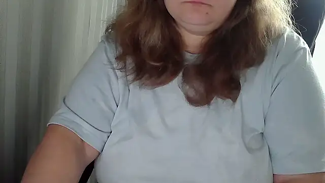 Snapshot of HollyXEva chatting on September 24, 2025, 7:37 am HollyXEva online show from September 24, 2025, 7:37 am