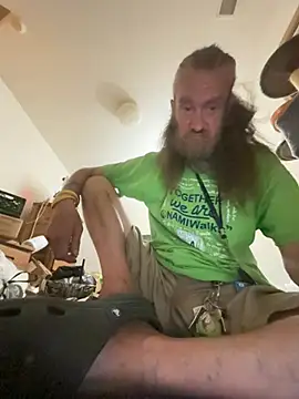 eager1975 online show from June 27, 2026, 5:02 am