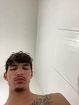 funbigdickk online show from October 2, 2025, 4:38 am