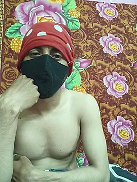 Snapshot of Seducing_couple chatting on February 16, 2026, 11:09 am Seducing couple online show from February 16, 2026, 11:09 am