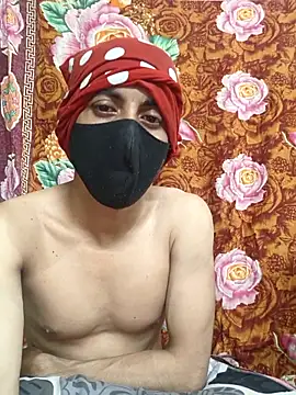 Snapshot of Seducing_couple chatting on October 13, 2025, 5:25 pm Seducing couple online show from October 13, 2025, 5:25 pm