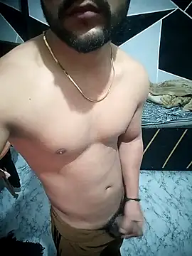 Kartikkartik8595 online show from February 7, 2026, 8:17 pm