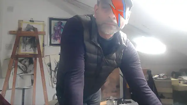 mista sista fista online show from January 14, 2026, 2:31 pm