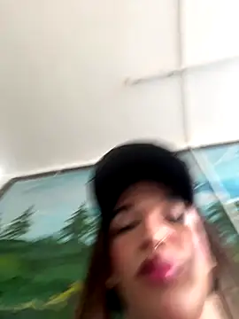 terra sunligth online show from November 29, 2025, 2:06 pm