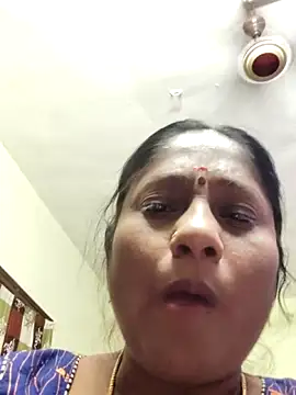 Snapshot of papukurty chatting on February 15, 2026, 7:57 pm papukurty online show from February 15, 2026, 7:57 pm