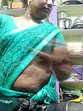 Snapshot of papukurty chatting on February 20, 2026, 2:08 am papukurty online show from February 20, 2026, 2:08 am