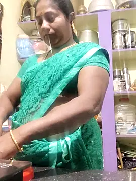 Snapshot of papukurty chatting on February 19, 2026, 2:03 pm papukurty online show from February 19, 2026, 2:03 pm