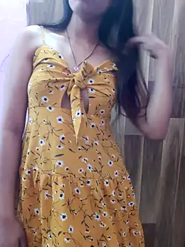 Snapshot of Siya5690 chatting on March 1, 2026, 6:24 am Siya5690 online show from March 1, 2026, 6:24 am