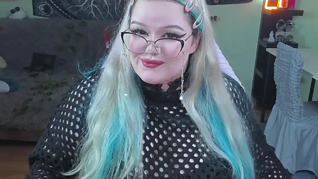  CandyM1lky  online show from November 23, 2025, 7:40 am