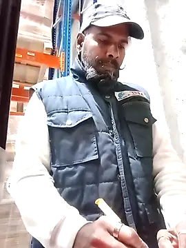 frenchblackc31 online show from October 29, 2025, 10:14 am