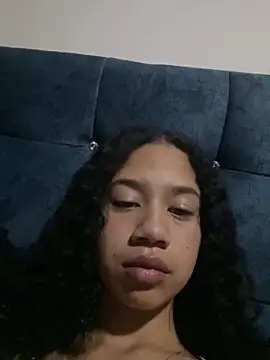 jadee8 online show from May 14, 2026, 5:04 am