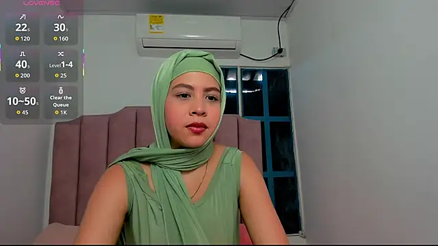 Snapshot of cala_borhan chatting on October 5, 2025, 8:10 pm cala borhan online show from October 5, 2025, 8:10 pm